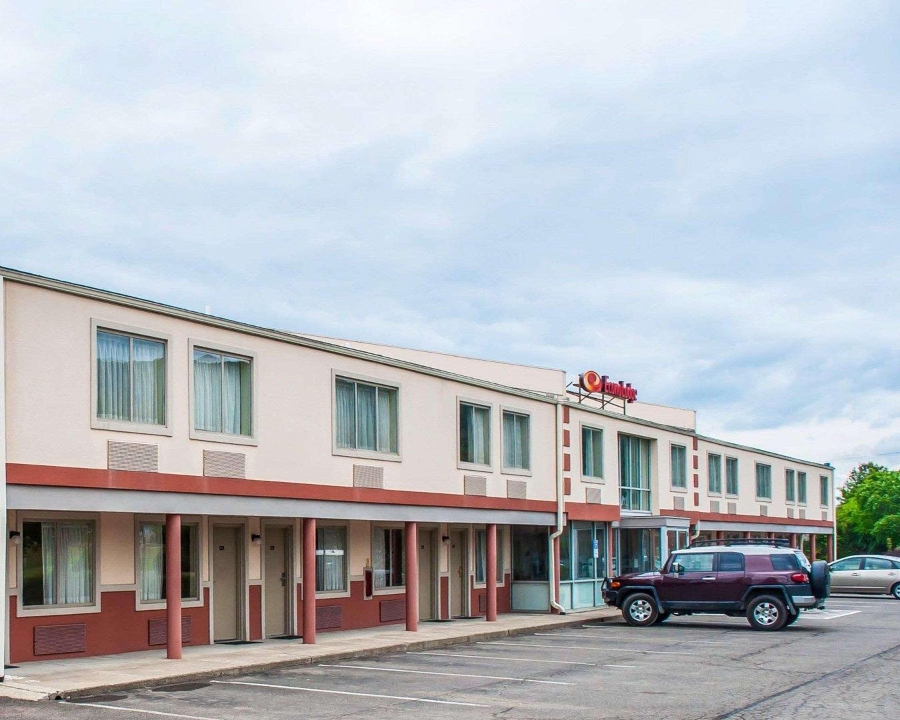 Econo Lodge Elmira-Corning Fisherville Exteriör bild